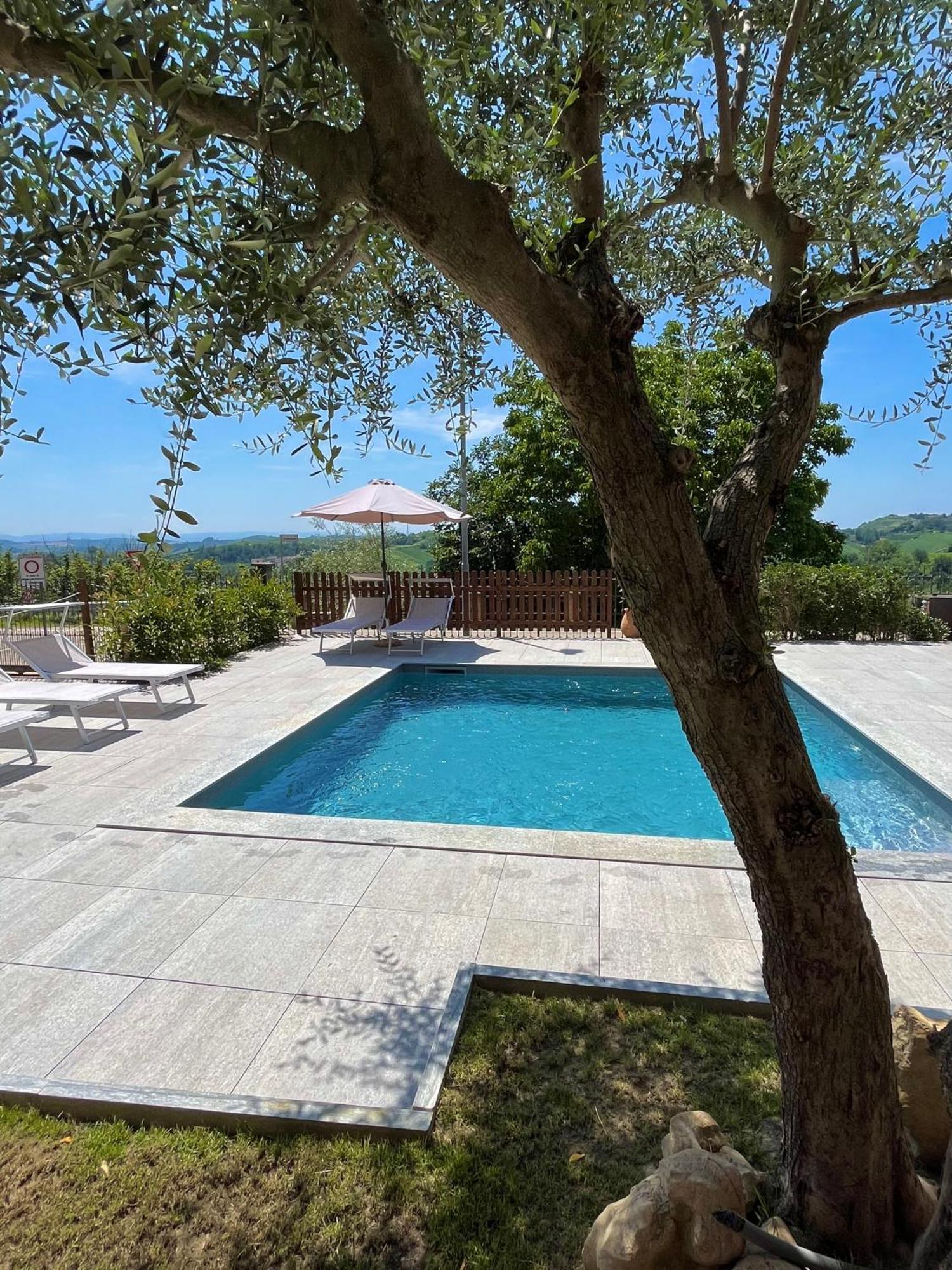 Belvedere Bike Hotel Monta Luaran gambar
