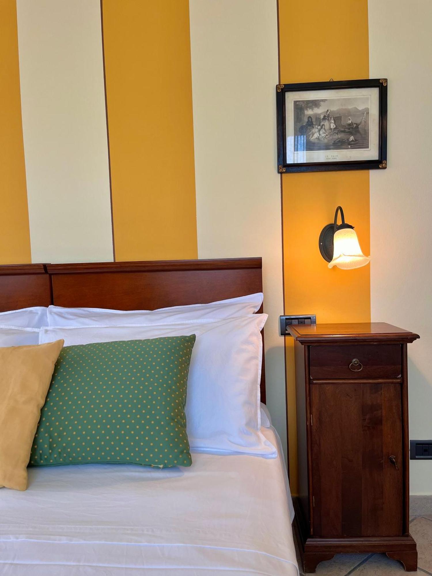 Belvedere Bike Hotel Monta Bilik gambar