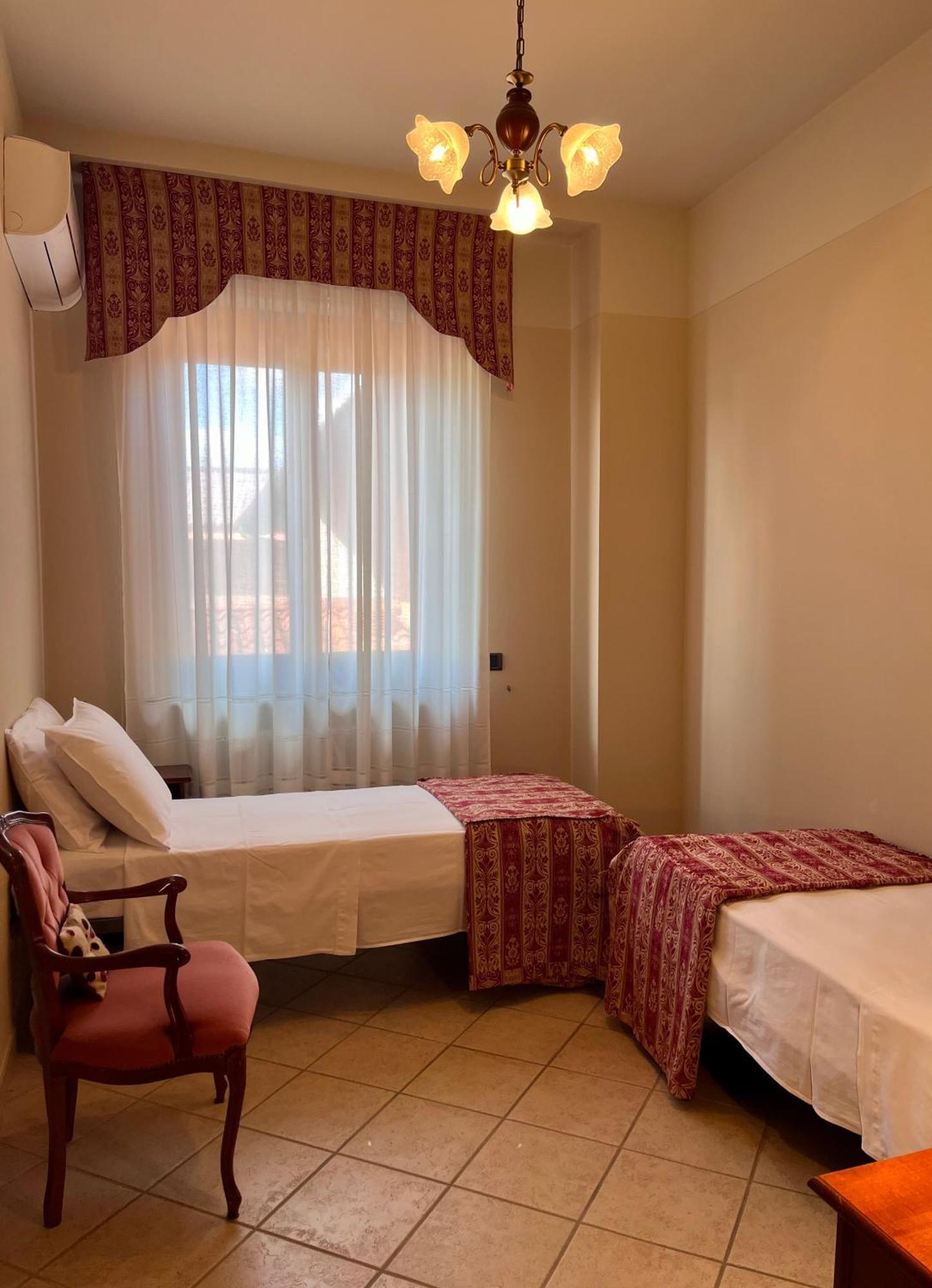 Belvedere Bike Hotel Monta Bilik gambar