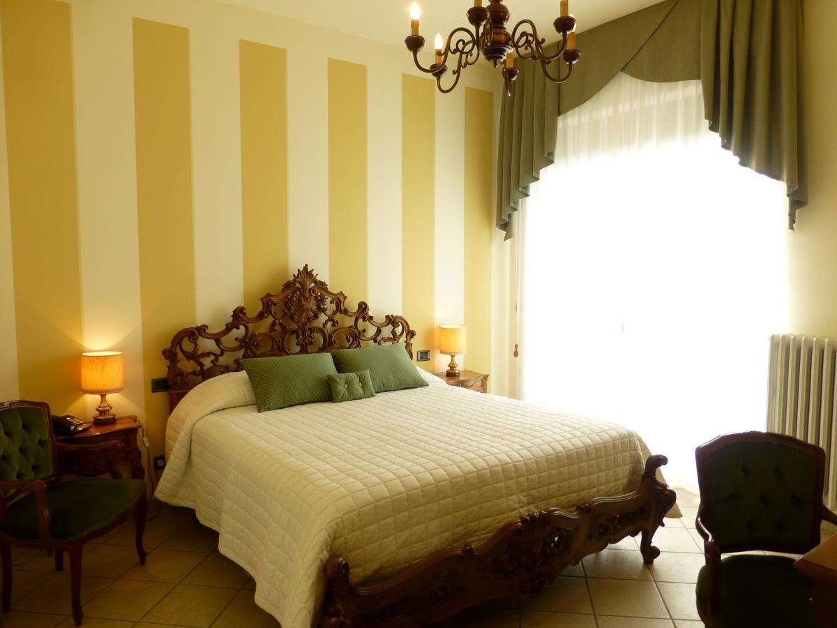 Belvedere Bike Hotel Monta Luaran gambar