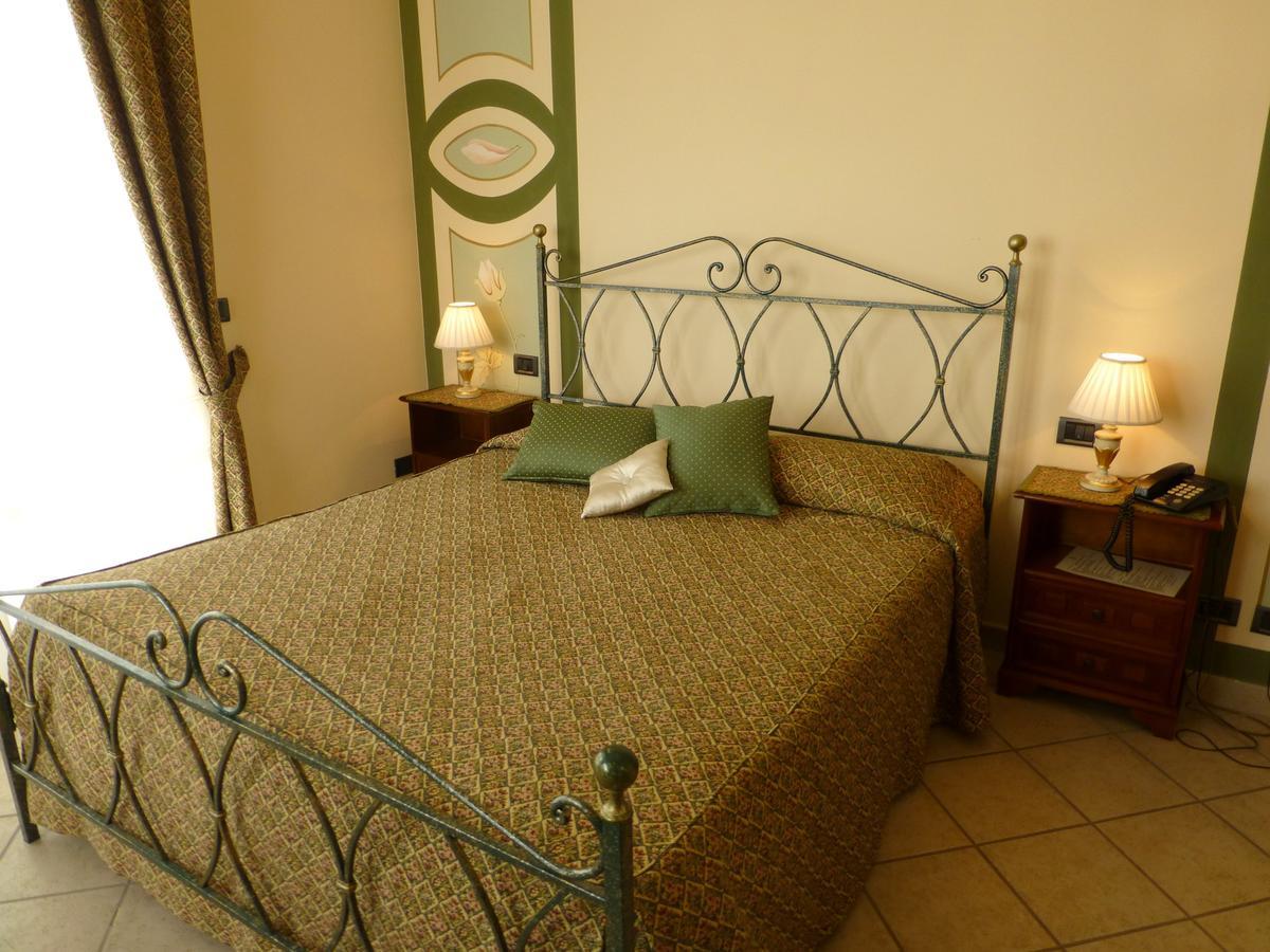 Belvedere Bike Hotel Monta Luaran gambar