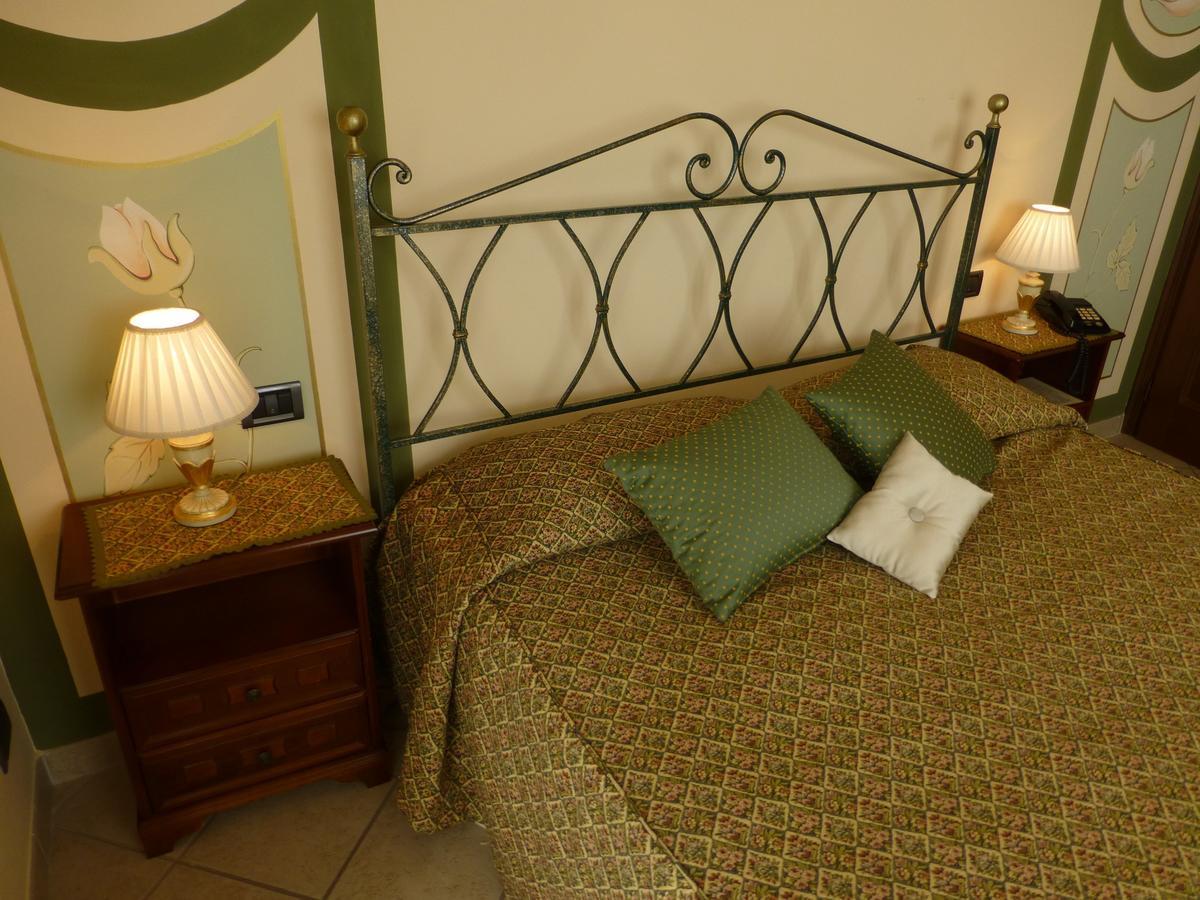 Belvedere Bike Hotel Monta Luaran gambar